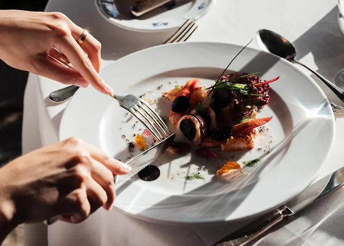 ヴィクトリア グリオン 4* モントルー